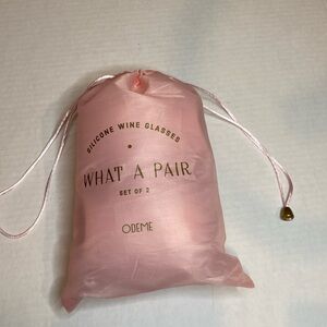 What A Pair Set of 2 Silicone Wine Glasses by Odeme